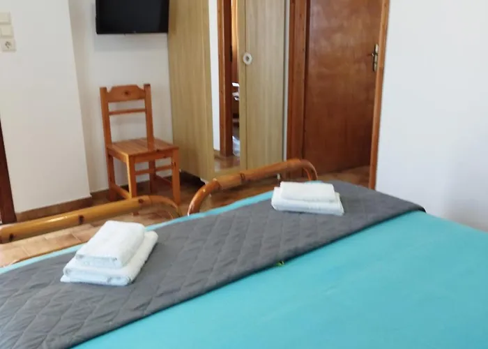 Anatoli * Serifos Town