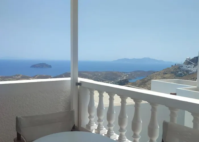 Anatoli * Serifos Town